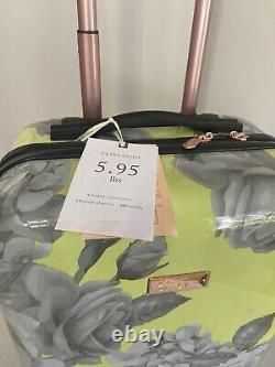 2-Pcs Jessica Simpson Hardside Spinner Suitcase Luggage Set (20 & 25)