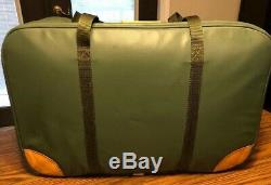 2 Piece Jon Hart Green Travel Luggage Set 20x14 & 24x16 EUC Zipper