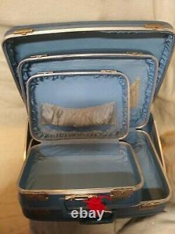 3 Pc Vintage BLUE NESTING LUGGAGE SET Suitcase mid century carry on, hard case