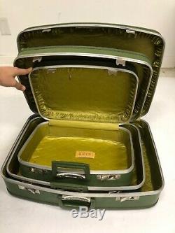 3 Pc Vintage GREEN NESTING LUGGAGE SET Suitcase Bag mid century carry on avocado
