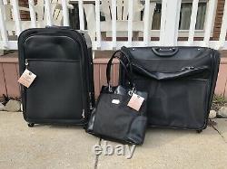 3 piece luggage set by Joy Mangano