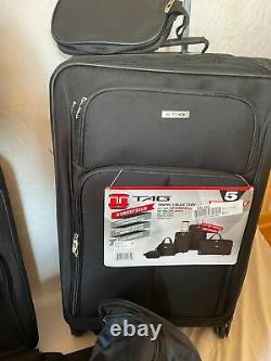$300 New TAG Ridgefield Black 5 PC Luggage Set Expandable Suitcase Lightweight