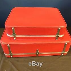 AMELIA EARHART RED SUITCASE set of 2 1965 Mid Century Vtg Luggage 27 & 21 +tag