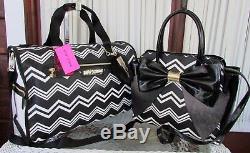 Betsey Johnson Chevron Weekender Luggage Travel Bag Satchel 2pc Set Purse NWT
