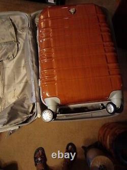 California PaK Luggage Hardshell Carry On 4 Wheels Rolling Spinner 2 PC SET