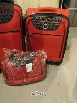 Disney 3 PC piece Never Used 2007 Luggage Set from Disney shopping store spinner
