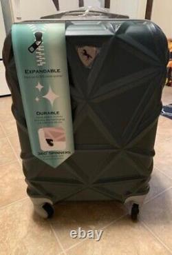 Embrace Luxury Gem 2-Piece Hardside Cosmetic Carry-On Luggage Set
