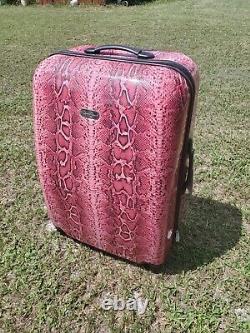 Jessica Simpson Spinner Suitcase Set of 3 Snakeskin Hot Pink Hard Shell Travel