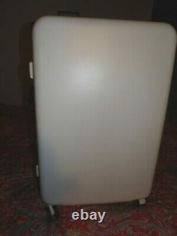 Mark & Graham Jet Set Checked Spinner luggage, white, 28, new, POTTERY BARN
