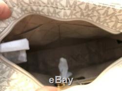 Michael Kors Jet Set Travel Logo Large Messenger Crossbody Bag Vanilla Luggage