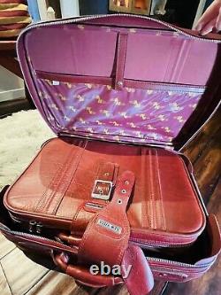 New Vista Vintage Leather 20 And 22 Suitcase Luggage Set Of 2 Red Burgundy