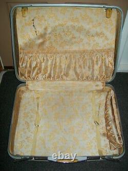 Samsonite Hardcover Suitcase Set Sherbrooke Canada Yellow 3 Piece Vintage 1972