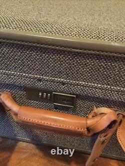 VINTAGE HARTMANN SET OF TWO PIECE OF CARRY-ON LUGGAGE TWEED WITH LEATHER BROWn