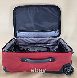 Victorinox Red Carry On Set 13 Tote & 20 Mobilizer Upright Wheeled Suitcase