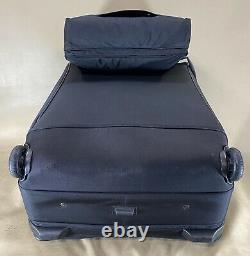 Victorinox Werks Black Set 27 Wheeled Exp Suitcase & 17 Laptop Messenger Bag