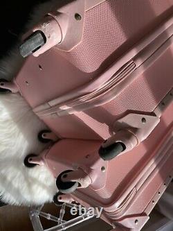 Vince Camuto Pink Luggage Carry On Rollaway Wheelie Suitcase Two Piece Set