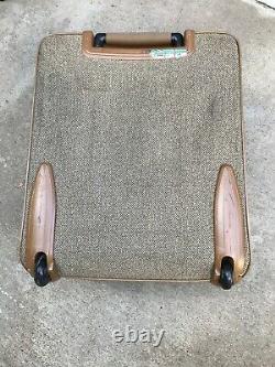 Vintage 3 Piece Set of Hartmann Tweed Luggage Leather Accents Suite Case Carry