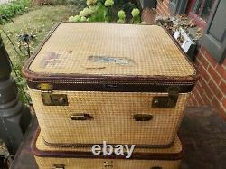 Vintage 4 Piece Amelia Earhart Airoplane Tweed Luggage Set