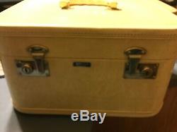 Vintage Retro Eveleigh 2 pc. Luggage Set