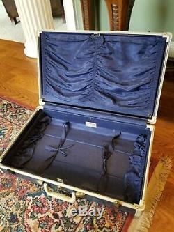 Vintage Samsonite Shwayder Bros. Hawaiian Blue/Bone 2-Piece Luggage Set