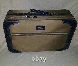 Vintage Skyway Rolling Wheeled 5 Piece Suitcase Luggage Travel Set