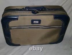 Vintage Skyway Rolling Wheeled 5 Piece Suitcase Luggage Travel Set