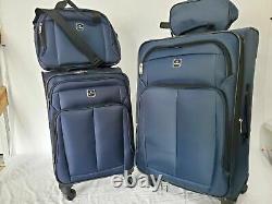 $280 Tag Daytona 4 Piece Set Suitcase Spinner Luggage Blue Travel Bag