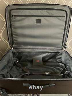 3 Piece New Tumi Luggage Set In Brown (pdsf 2 385 $)