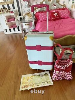 American Girl Doll Grand Hotel & Truly Me Voyage Dans Le Style Rolling Bagage Set