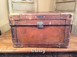 Antique Huge Suitcase Bagage Grand Coach Trunk. Hafez Abbassi Le Caire
