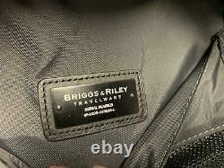 Briggs & Riley Black 2 Pièces En Rouleau De Bagages/cuirs Extensibles 24 Et 20