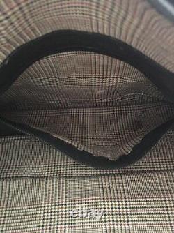 Deux sacs de sport en cuir Cambridge noir avec une finition grenue de luxe