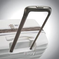 Ensemble de bagages Samsonite en deux pièces, bagage à main et bagage moyen, couleur blanche.