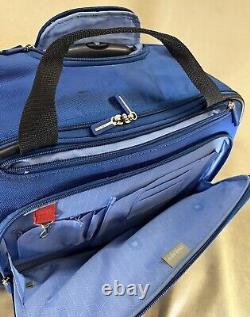 Ensemble de bagages à main à roulettes Delsey Blue - Mallette 17 et valise à roulettes Cactus 19.