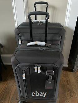 Nouvel Ensemble 2 Piece Tumi Windmere Expandable Packing Case (mrsp $1,500) Bagages