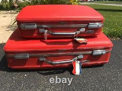 Vintage American Tourister Rouge Voyage Luggage Set 2 Pièces Milieu Du Siècle Moderne